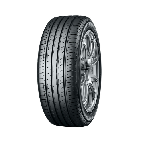
                      
                        Yokohama BluEarth-GT (AE51B) 215/55 R17 94V
                      
                    